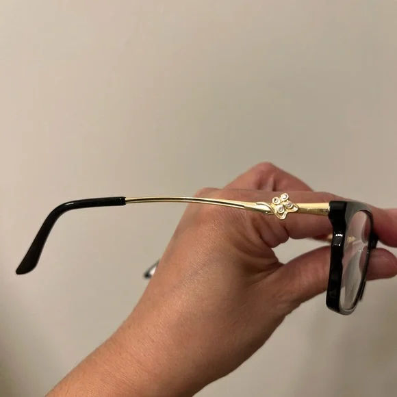 Stylish Black Louis Vuitton Cat-Eye 👓 glasses 🌹👌🔥 - Picture 4 of 8